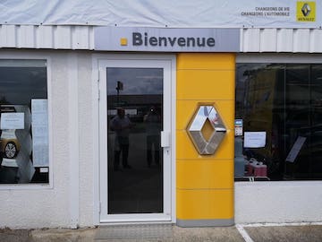 PORTE ALU COMMERCE LES AVENIERES